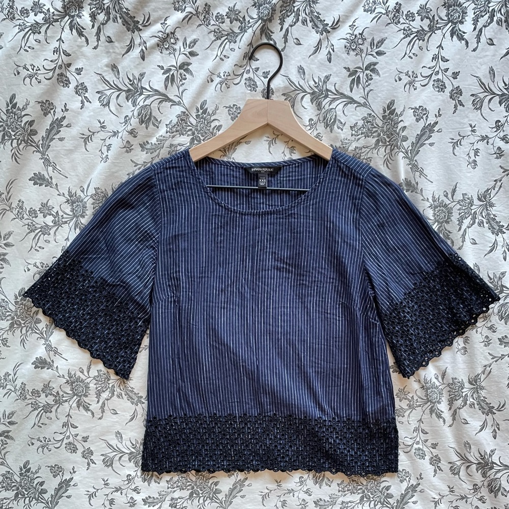 Banana Republic 100% Cotton Eyelet Blouse